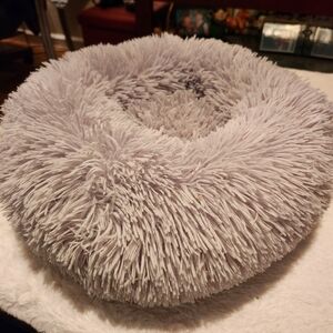 Fluffy Gray Pet Bed-15 in